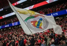 Benfica Lizbona – Real Madryt statystyki. Wszystkie dane ze spotkania (28.01.2026) Benfica Lizbona - kibice 1 trybuny logo flaga