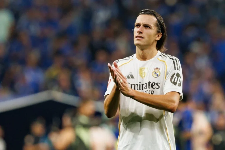 Real Madryt - Alvaro Carreras 1